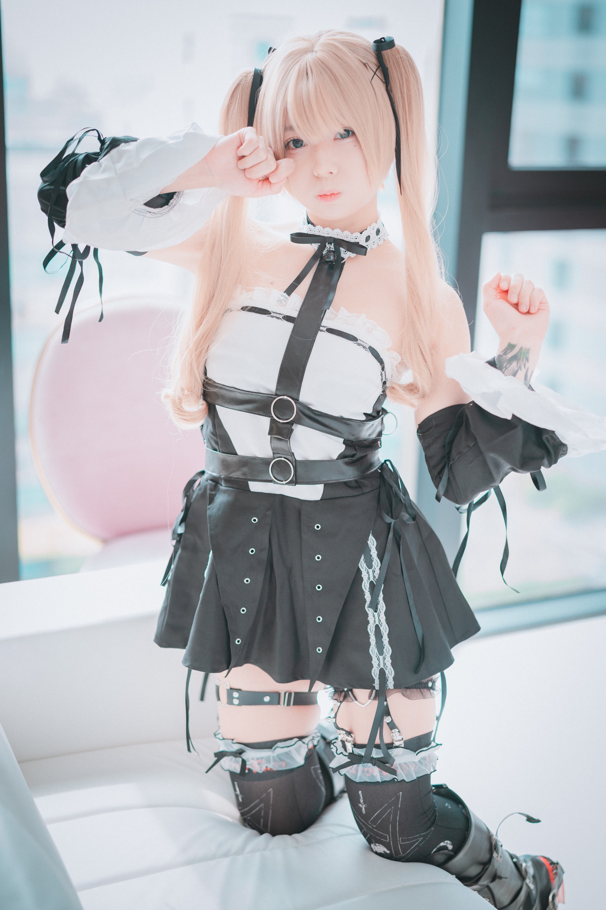 图片[1]-Maruemon – NO.009 (마루에몽) Blooming Blood Rose (DoA)[81P]-XikXak